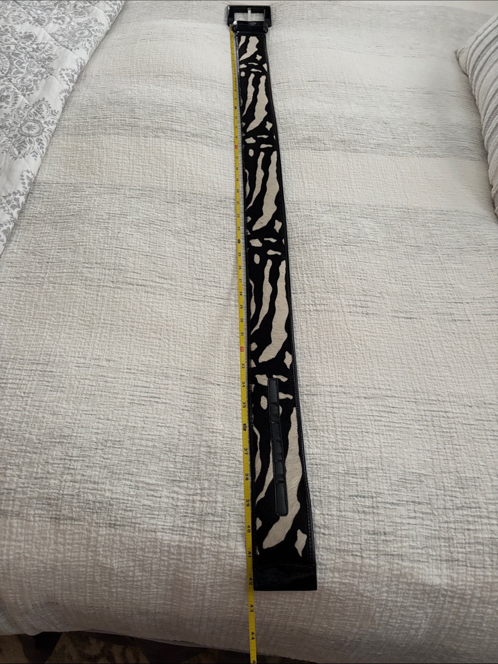 Ann Taylor Black and White Zebra Print Leather Belt - Picture 7 of 7